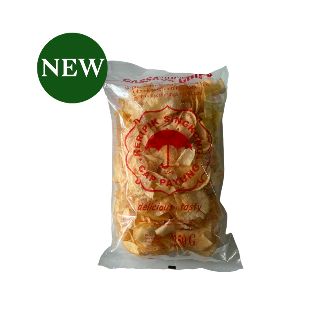 Scharfe Mirasa Singkong-Chips von Oriental Merchant, knusprige Snacks mit würzigem Geschmack, in einer transparenten Verpackung.