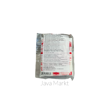Helle Verpackung mit Ajinomoto Glutamat (MSG) als Kochzutat, Oriental Merchant Marke, in einer Küchenumgebung sichtbar