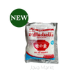 Borsten mit Glutamat (MSG) von Ajinomoto, orientalische Kochzutaten, Nahaufnahme der Verpackung und Zutaten.