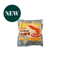 Knuspriger Garnelen-Chips von Nesia Food, 4 cm große, goldene Krupuk Udang auf weißem Hintergrund.