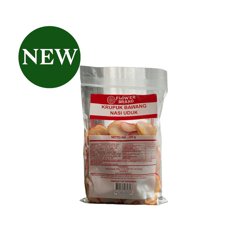 Vanka Kawat Chips Kerupuk Bawang Nasi Uduk, knusprige indonesische Kartoffelchips mit Zwiebelgeschmack, in Verpackung mit Flower Brand.